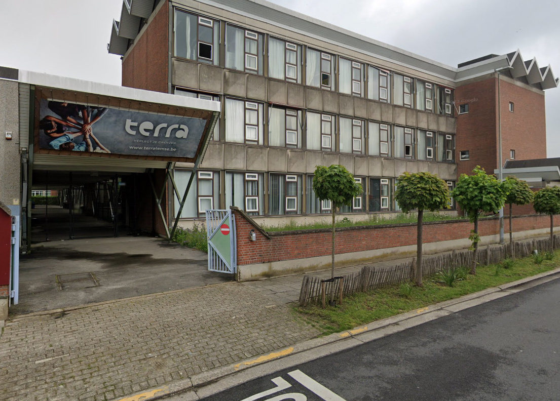 cropped-Campus-Terra.jpg